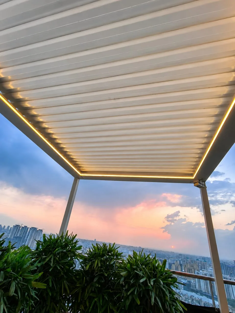Prato louvered roof and warm lighting at Project DLF 2