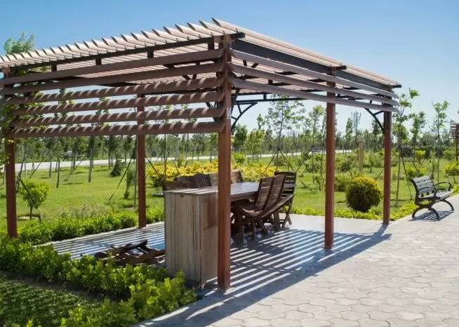 Pergola Installer in Delhi